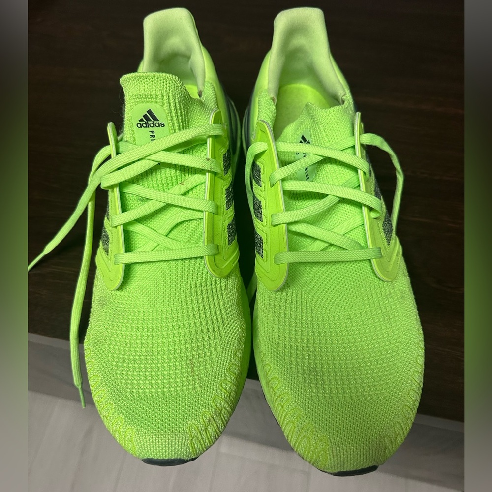 ADIDAS ULTRA BOOST 2.0. SOLD OUT LIME COLOR